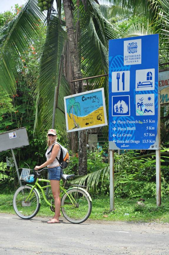 Pronta para pedalar até Boca del Drago, praia de Isla Colón, em Bocas del Toro, no Panamá